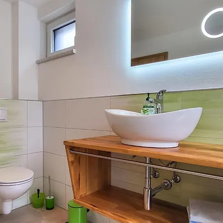 Apartament 2-pokojowe, Wspaniałe Mieszkanie W Stolberg Stolberg (Harz)